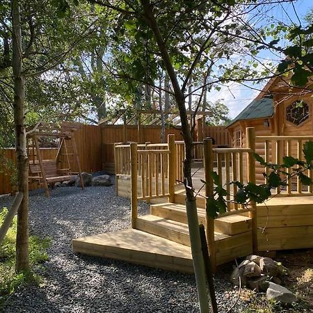 Craigshannoch Luxury 1 Bed Woodland Lodge Hot Tub Kintore Luaran gambar